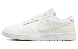 Nike: Белые кеды  Dunk Low