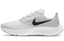 Nike: Белые кроссовки 