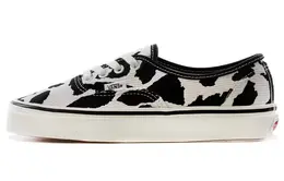 VANS: Чёрные кеды  Authentic 44 DX