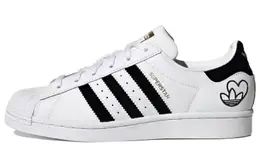 adidas: Белые кеды  Superstar