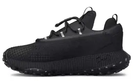 UNDER ARMOUR: Чёрные кроссовки 