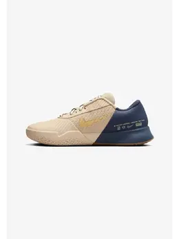 Nike: Бежевые кроссовки 
