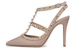 Valentino: Розовые туфли  Rockstud