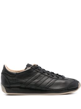 adidas: Чёрные кроссовки 