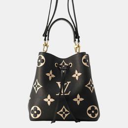 Louis Vuitton: Бежевая сумка 