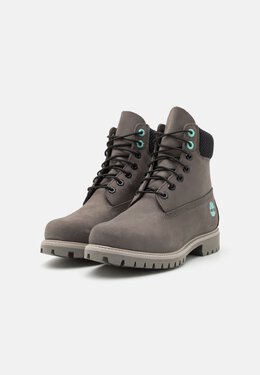 Timberland: Серые ботинки 