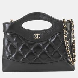 Chanel: Чёрная сумка 