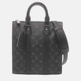 Louis Vuitton: Чёрная сумка 