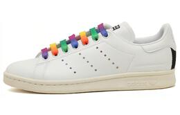 Adidas Originals: Кроссовки 