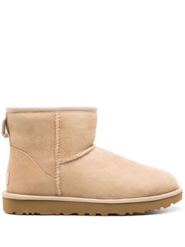 Ugg Australia: Бежевые ботинки 