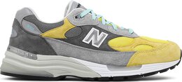 New Balance: Жёлтые кроссовки  992