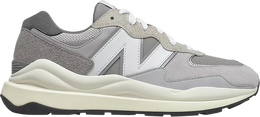 New Balance: Серые кроссовки  57/40