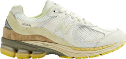 New Balance: Белые кроссовки  2002R