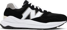 New Balance: Чёрные кроссовки  57/40