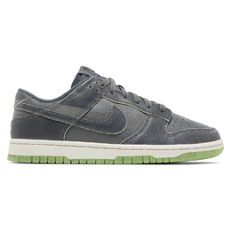 Nike: Серые кроссовки  Dunk Low SE