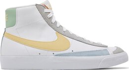 Nike: Белые кроссовки  Blazer Mid 77 Vintage