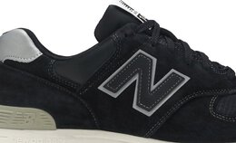 New Balance: Чёрные кроссовки 