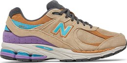 New Balance: Кроссовки  2002R