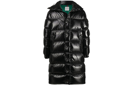 Moncler: Чёрный пуховик 