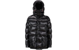 Moncler: Чёрный пуховик 