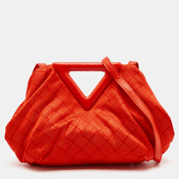 Bottega Veneta: Красная сумка  Triangle