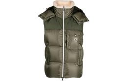 Moncler: Зелёный жилет 