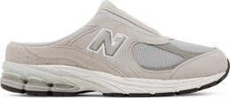 New Balance: Серые кроссовки  2002R