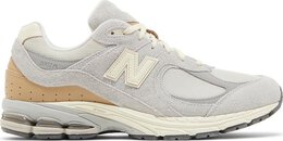 New Balance: Серые кроссовки  2002R