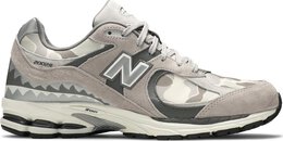 New Balance: Серые кроссовки  2002R