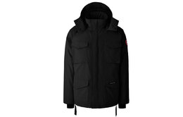 Canada Goose: Чёрный пуховик 