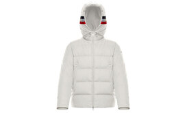 Moncler: Белый пуховик 