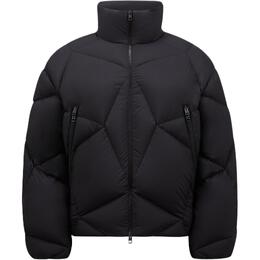 Moncler: Чёрный пуховик 