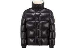 Moncler: Чёрный пуховик 