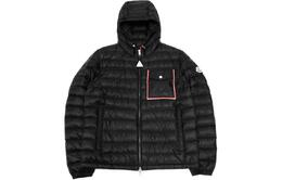 Moncler: Чёрный пуховик 