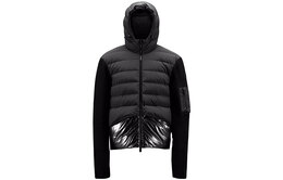 Moncler: Чёрный пуховик 