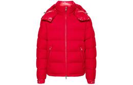 Moncler: Красная куртка 