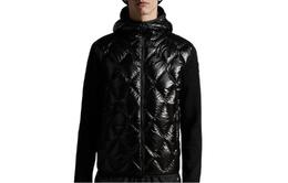 Moncler: Чёрный пуховик 