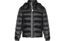 Moncler: Чёрный пуховик 