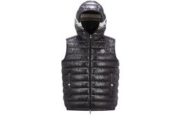 Moncler: Чёрный жилет 