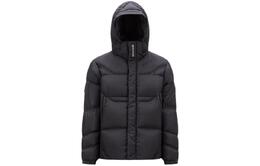 Moncler: Чёрный пуховик 