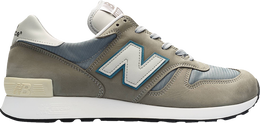 New Balance: Серые кроссовки  1300