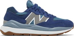 New Balance: Тёмные кроссовки  57/40