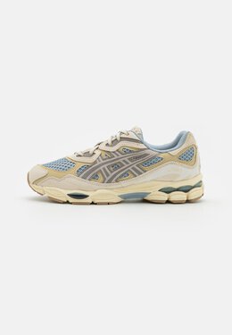 Asics: Бежевые кроссовки  Gel