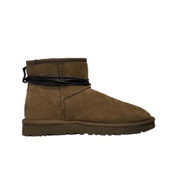 UGG: Ботинки  Classic Mini