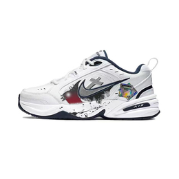 Nike: Белые кроссовки  Air Monarch