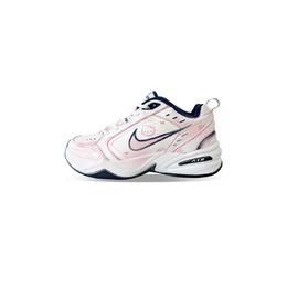 Nike: Белые кроссовки  Air Monarch