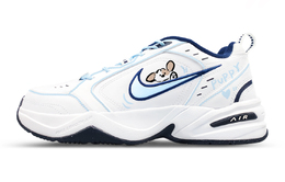 Nike: Белые кроссовки  Air Monarch