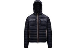 Moncler: Тёмный пуховик 