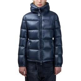 Moncler: Голубая куртка 