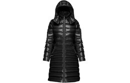 Moncler: Чёрный пуховик 